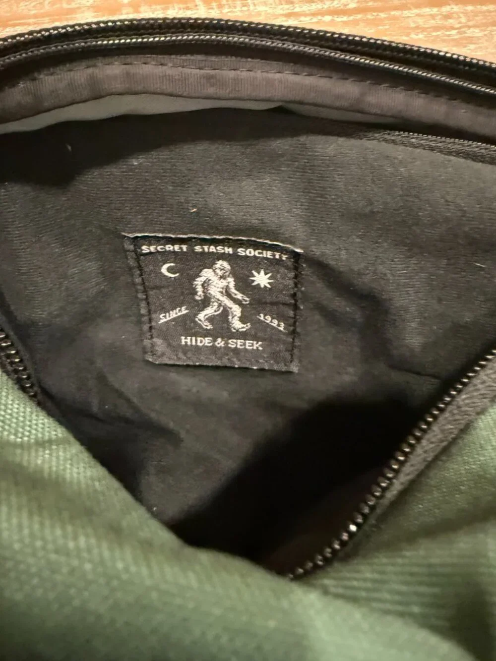 Mountain Hardwear Powabunga 32L Backpack Unisex Outdoor Gorpcore Green NWT